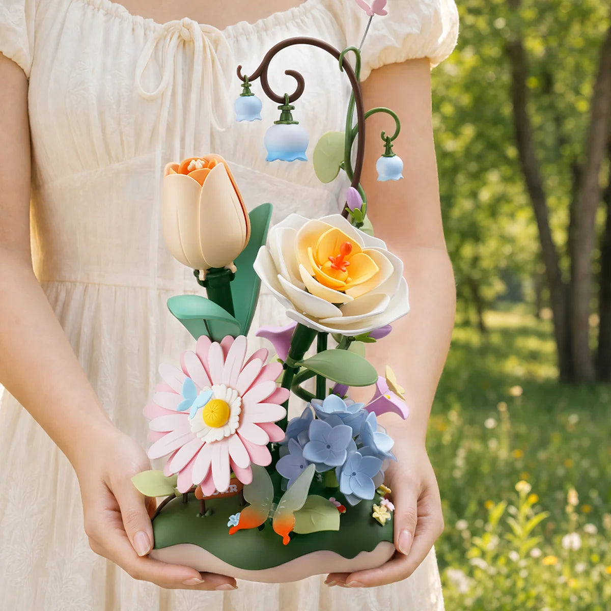 ROKR 3D Puzzle Toys Garden Ramble DIY Flower Bouquet Model Building Kit 4 Lighting Modes Night Light for Room Decor Birthday Gift for Girls Adults